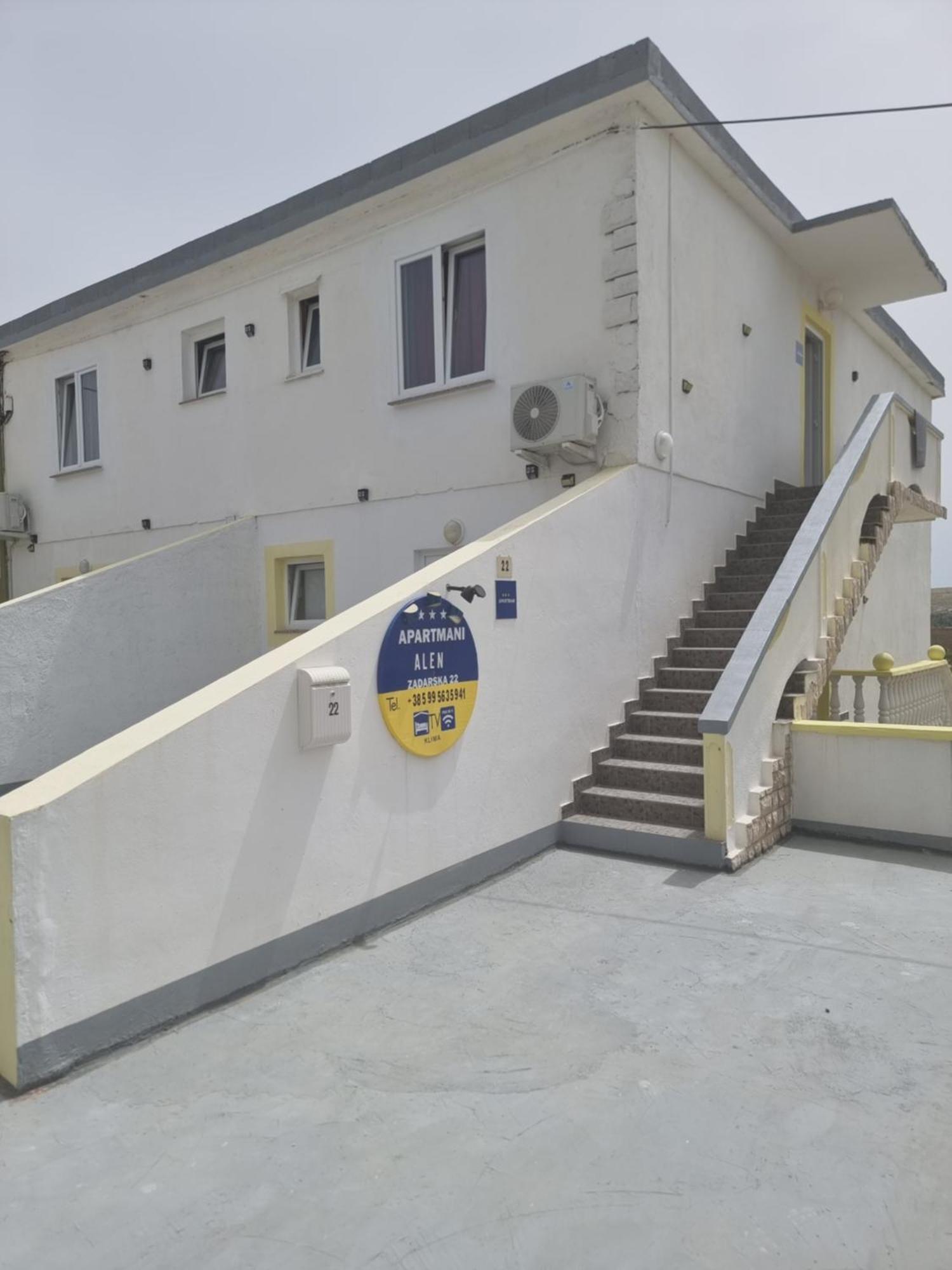 Apartmani Alen Dinjiška Exterior foto